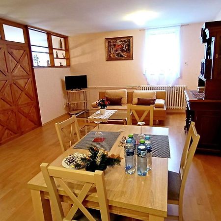 Apartments Stubsi With Colonnade View Karlovy Vary Ngoại thất bức ảnh