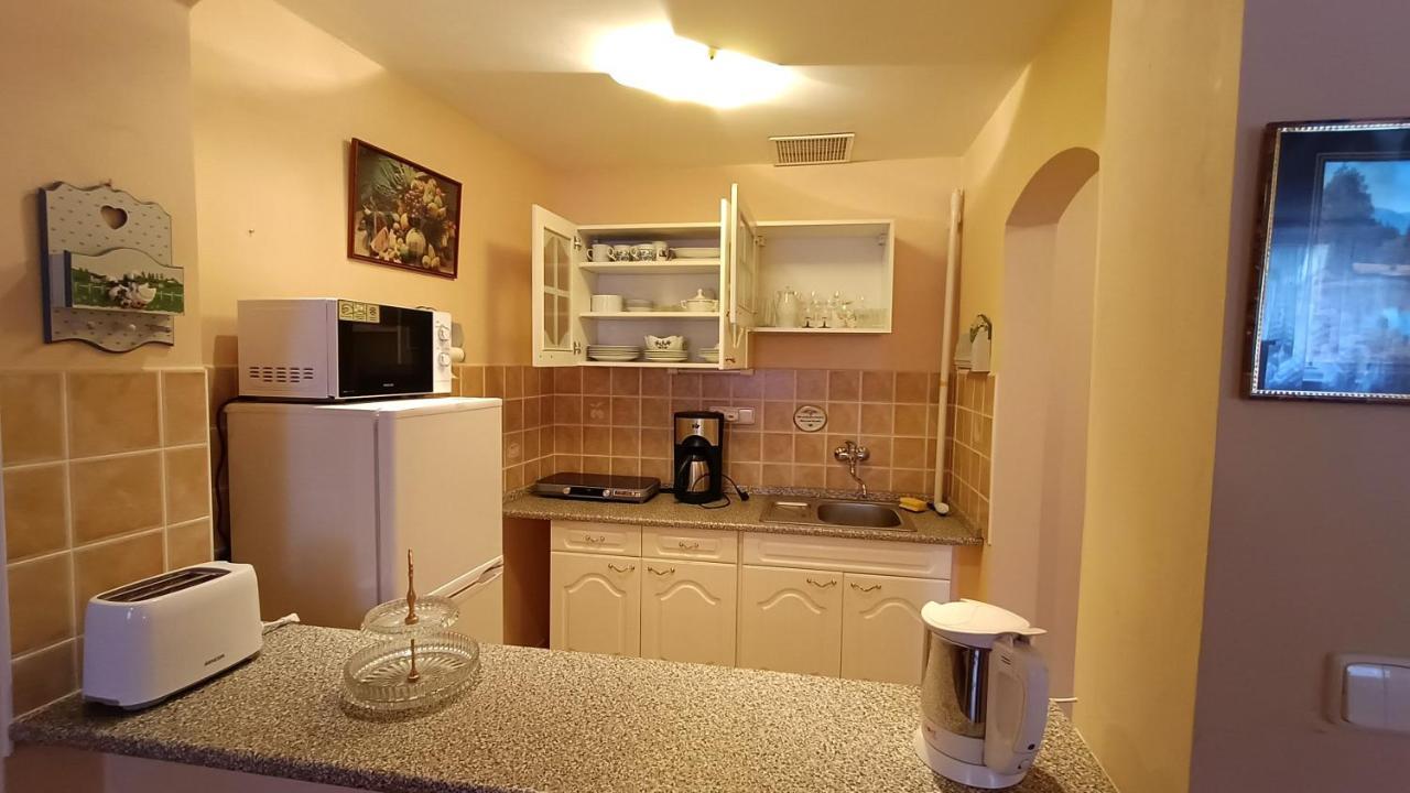 Apartments Stubsi With Colonnade View Karlovy Vary Ngoại thất bức ảnh