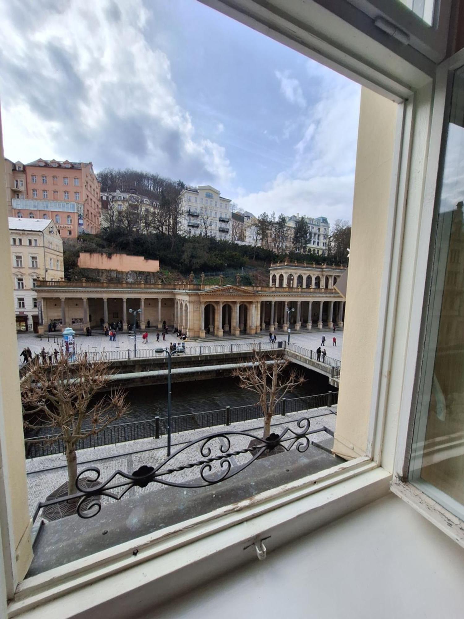 Apartments Stubsi With Colonnade View Karlovy Vary Ngoại thất bức ảnh